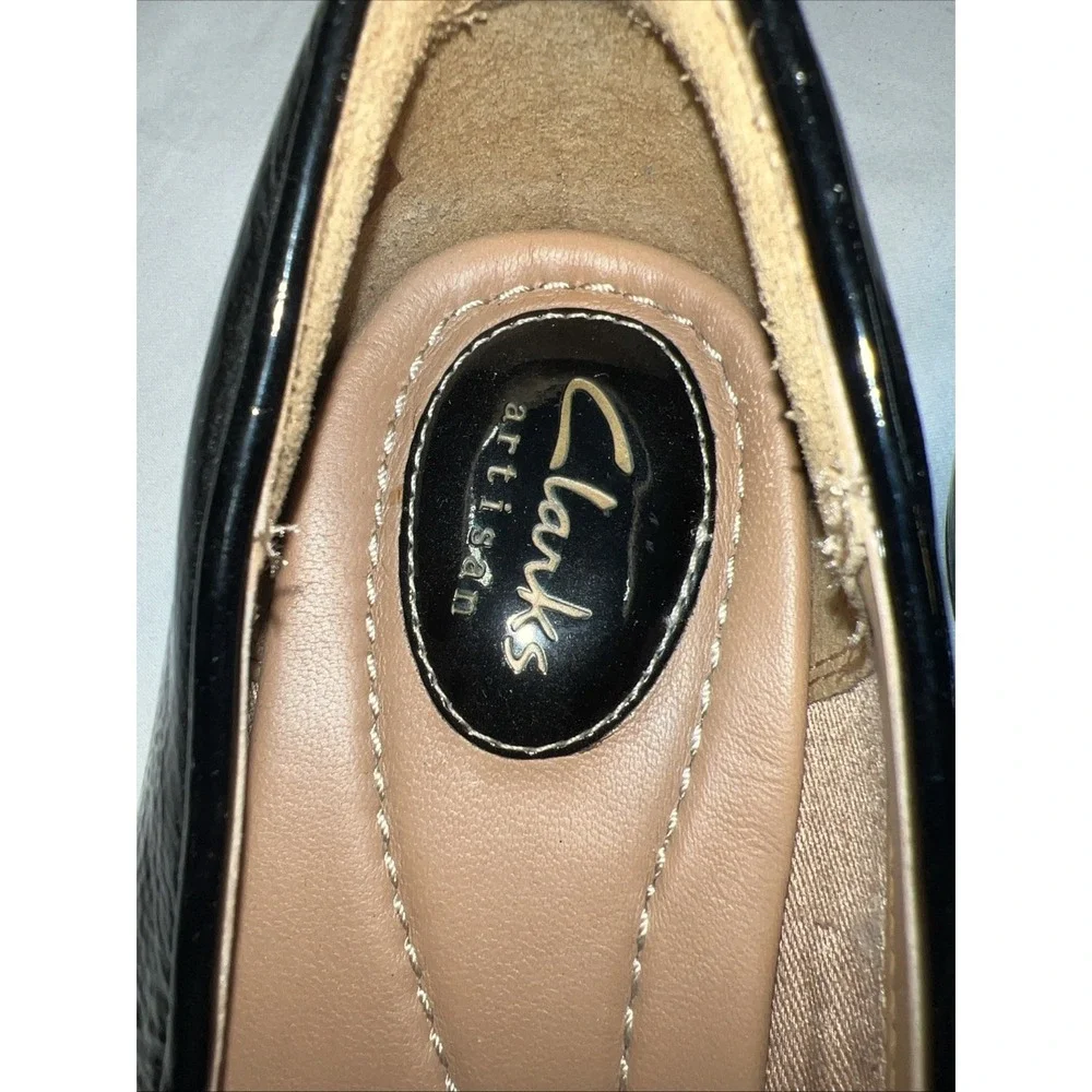 Clarks Artisan Black Patent Leather Bow Toe Slip On Flats Shoes Women's 7.5M